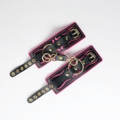 Черные кожаные наручники с розовой строчкой - Crazy Handmade - купить с доставкой в Набережных Челнах