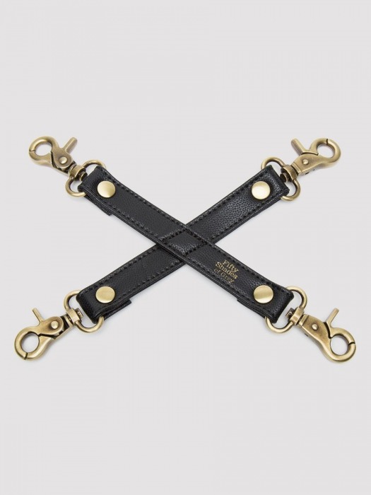 Черный фиксатор для манжет Bound to You Faux Leather Hogtie - Fifty Shades of Grey - купить с доставкой в Набережных Челнах