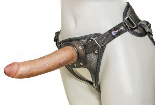 Насадка-фаллоимитатор на кожаных трусиках Harness Ultra Realistic 7  - 18 см. - LOVETOY (А-Полимер) - купить с доставкой в Набережных Челнах
