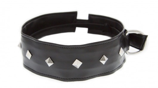 Полиуретановый ошейник с пуклями Collar with Studs - Blush Novelties - купить с доставкой в Набережных Челнах